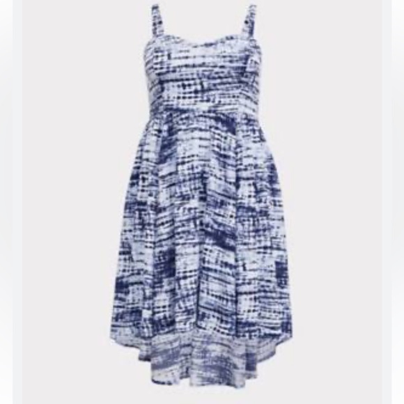 torrid Dresses & Skirts - ❌SOLD❌Torrid Multicolor Blue Dress with pockets!